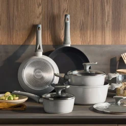 Batteria di Pentole e Padelle 8 Pezzi Effetto Pietra in Alluminio Forgiato Grey