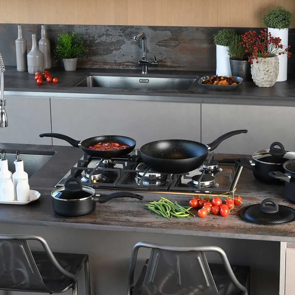 Batteria di Pentole e Padelle Linea Rock in Black