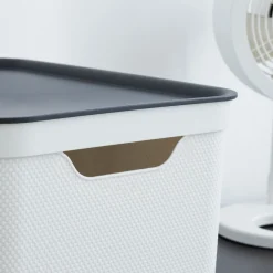 Contenitore Decobox Jive Effetto Tessuto Bianco con Coperchio Nero 16 Litri