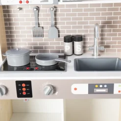 Cucina in legno con luci e suoni reali