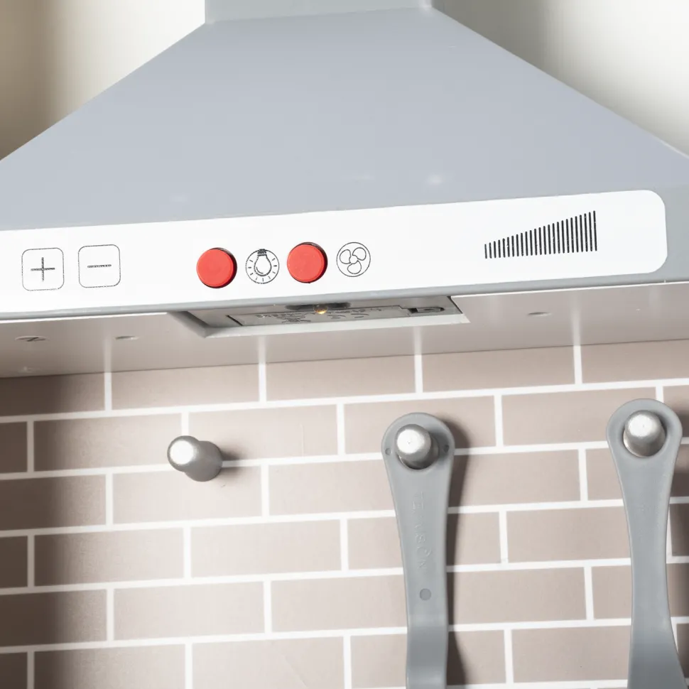 Cucina in legno con luci e suoni reali