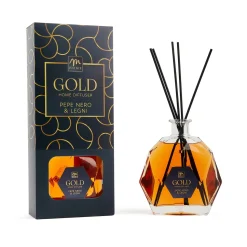 Diffusore di Fragranza Ambiente Gold Pepe Nero & Legni con Bastoncini 700 ml