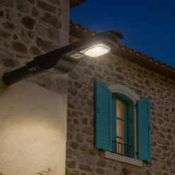 Faro Solare LED Luce Naturale con Sensore di Movimento 50 Watt