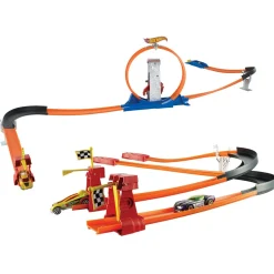Hot Wheels Piste per Macchinine da Rally, Playset con Due Veicoli Assortiti