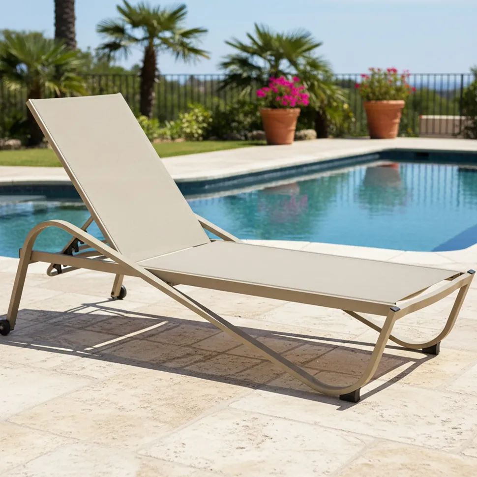 Lettino Sdraio in Acciaio e Tessuto Tortora con Ruote e Schienale Regolabile h33x193x73 cm