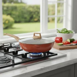 Padella Antiaderente in alluminio pressato con Coperchio in Vetro e Doppio Scolo Crazy Wood diametro 30 cm