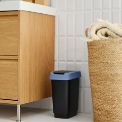 Pattumiera per raccolta differenziata con coperchio basculante Twist Blu 10 Litri
