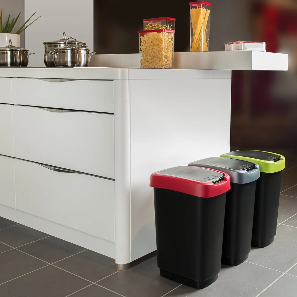 Pattumiera per raccolta differenziata con coperchio basculante Twist Lime 50 Litri