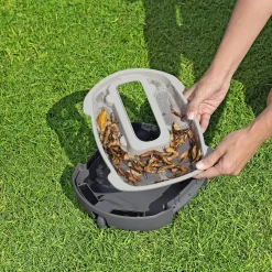 Robot pulitore per la pulizia della piscina AquaTronix G100