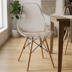 Sedia da pranzo Nordica Trasparente in Polipropilene con gambe in legno
