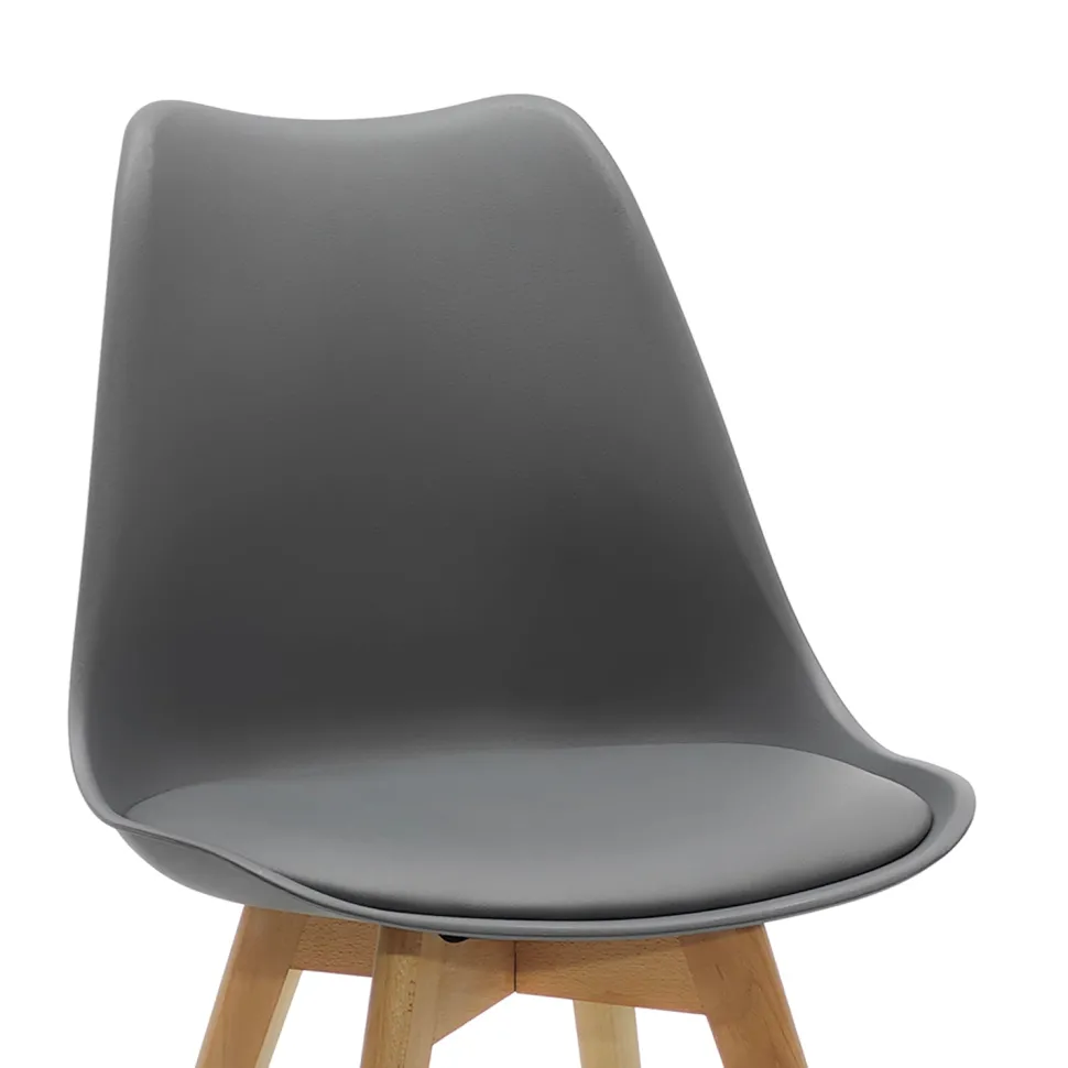 Sedia Design Scandinavo con Gambe in Legno Grigia