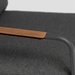 Set da giardino 4 pezzi Struttura in Acciaio Antracite, braccioli con finitura effetto legno e Top in Vetro Temperato, cuscini inclusi