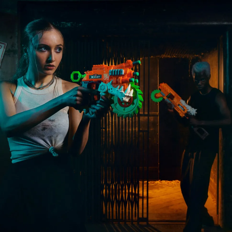 XShot Insanity HorrorFire Reaper X con Lama Rotante e 8 Dardi inclusi